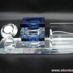 水晶工藝品與辦公用品 胡亮亮個(gè)體經(jīng)營的獨(dú)特選擇